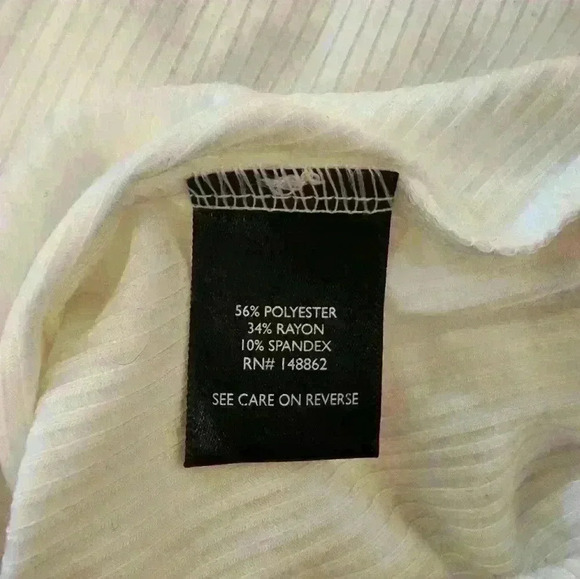 Torrid super soft white ribbed tank top white size 0, NWT - Picture 8 of 9